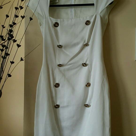 Women's Dress, Gently used - Picture 1 of 4